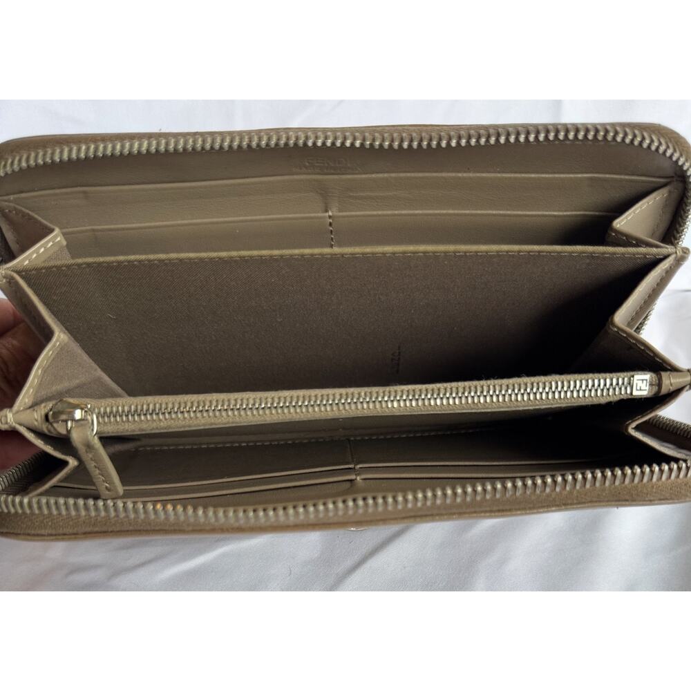 Fendi By the Way  Zip Around Leather Wallet - Picture 10 of 10